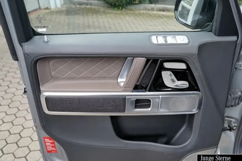 Mercedes-Benz G 500 din 2022 cu 25.000 km - oferta MER150388 - foto 13