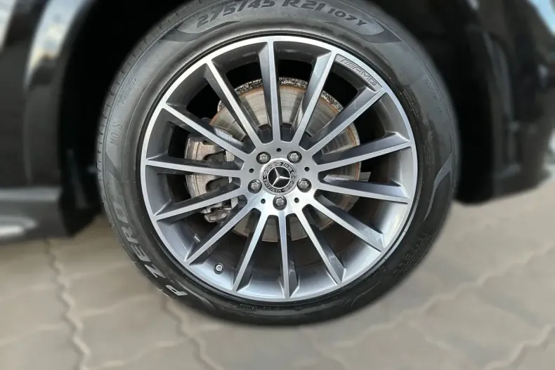 Mercedes-Benz GLE 400 din 2021 cu 38.889 km - oferta MER150411 - foto 6