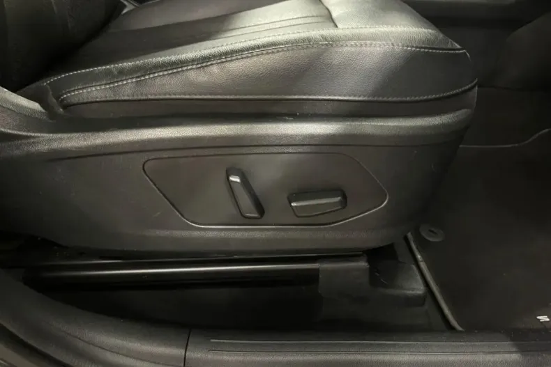 Kia Sorento din 2021 cu 102.531 km - oferta KIA150419 - foto 26