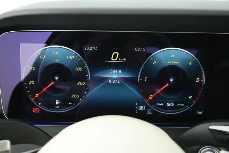 Mercedes-Benz CLS 300 din 2022 cu 52.028 km - oferta MER150421 - foto 13