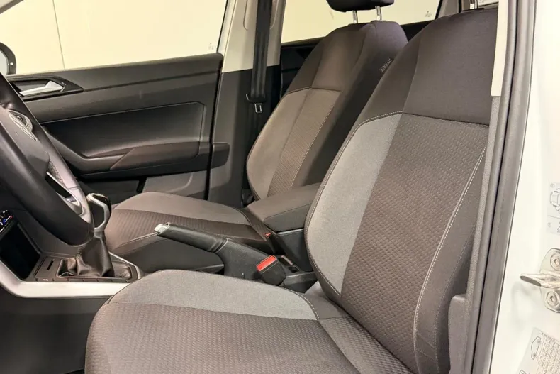 Volkswagen Taigo din 2024 cu 31.000 km - oferta VOL150436 - foto 11