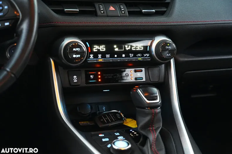 Toyota RAV4 din 2022 cu 116.800 km - oferta TOY150446 - foto 7