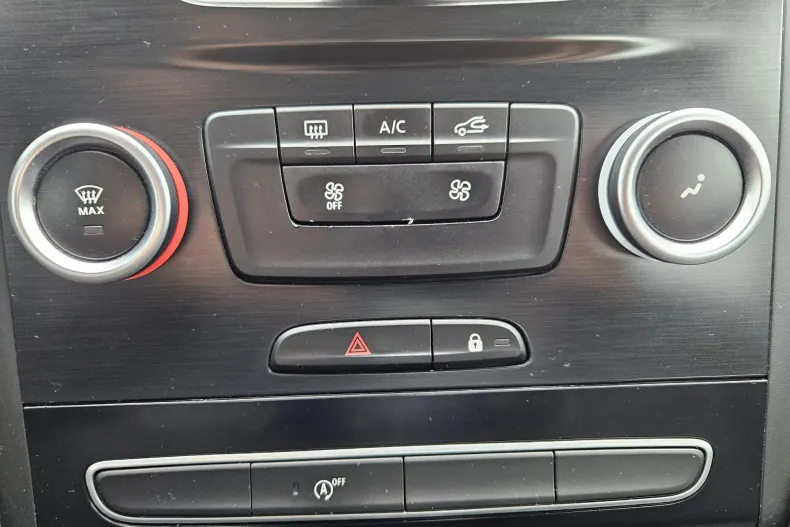 Renault Megane din 2021 cu 67.286 km - oferta REN150458 - foto 9