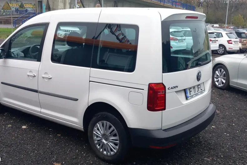 Volkswagen Caddy din 2019 cu 131.196 km - oferta VOL150461 - foto 4