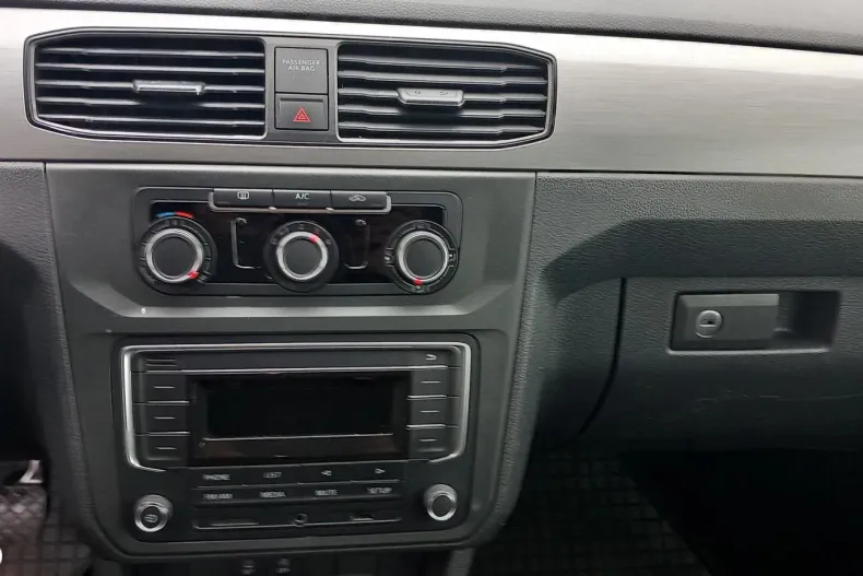 Volkswagen Caddy din 2019 cu 131.196 km - oferta VOL150461 - foto 9