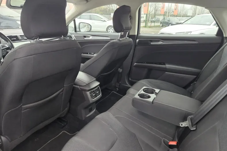 Ford Mondeo din 2021 cu 89.946 km - oferta FOR150466 - foto 6