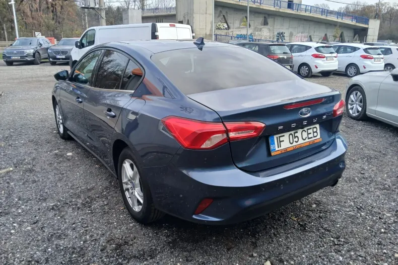 Ford Focus din 2021 cu 43.345 km - oferta FOR150467 - foto 4
