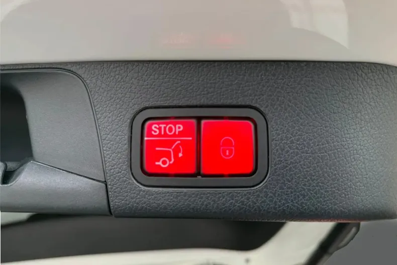 Mercedes-Benz GLB din 2024 cu 42.600 km - oferta MER150470 - foto 24