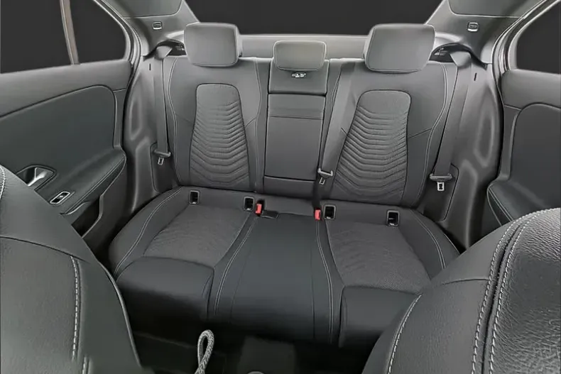 Mercedes-Benz A din 2024 cu 2.950 km - oferta MER150475 - foto 8