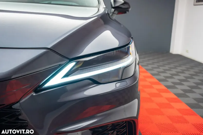 Lexus Seria RX din 2023 cu 6.800 km - oferta LEX150476 - foto 4