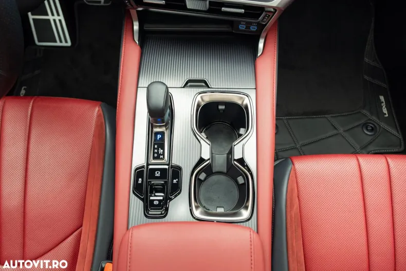 Lexus Seria RX din 2023 cu 6.800 km - oferta LEX150476 - foto 19
