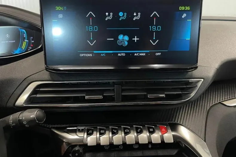 Peugeot 3008 din 2022 cu 145.596 km - oferta PEU150477 - foto 23