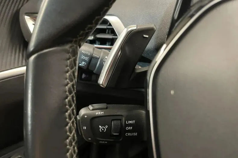 Peugeot 3008 din 2022 cu 145.596 km - oferta PEU150477 - foto 26