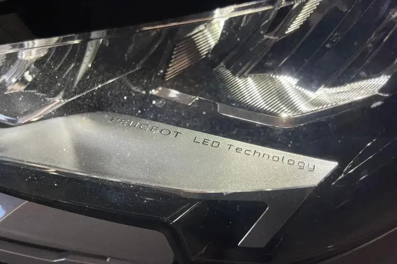 Peugeot 3008 din 2022 cu 145.596 km - oferta PEU150477 - foto 29