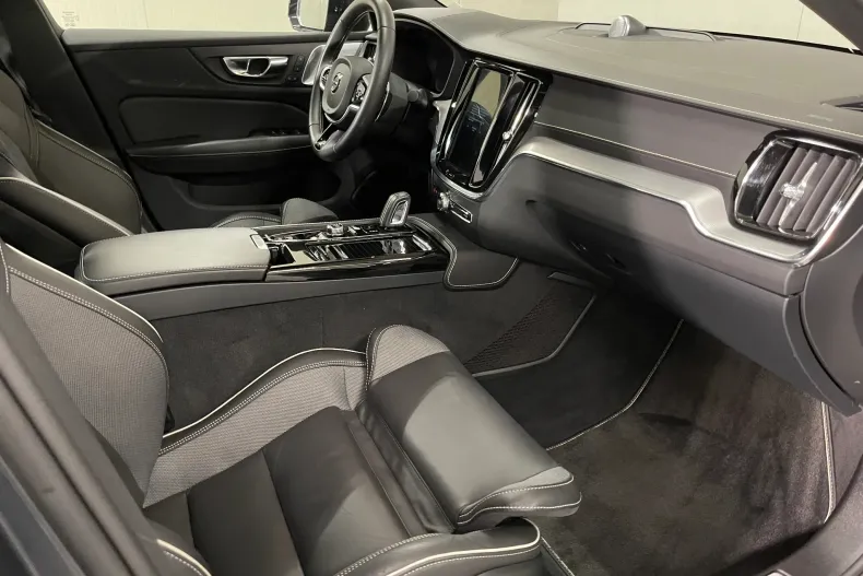 Volvo S60 din 2020 cu 99.264 km - oferta VOL150486 - foto 11