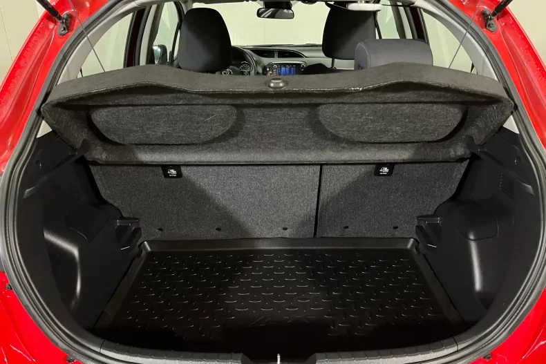 Toyota Yaris din 2020 cu 120.055 km - oferta TOY150493 - foto 11