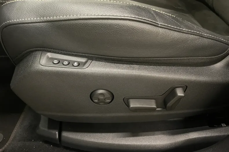 DS Automobiles DS 7 Crossback din 2022 cu 64.106 km - oferta DSA150497 - foto 28