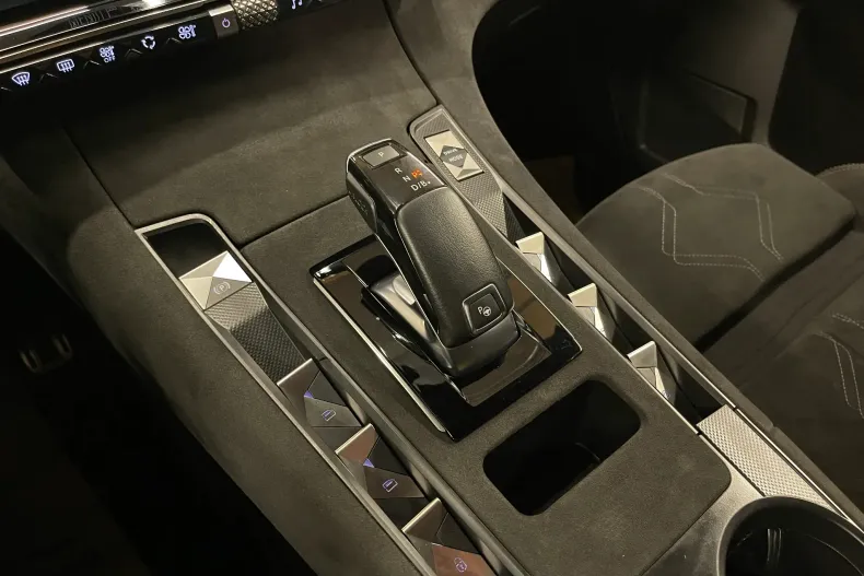 DS Automobiles DS 7 Crossback din 2022 cu 64.106 km - oferta DSA150497 - foto 34