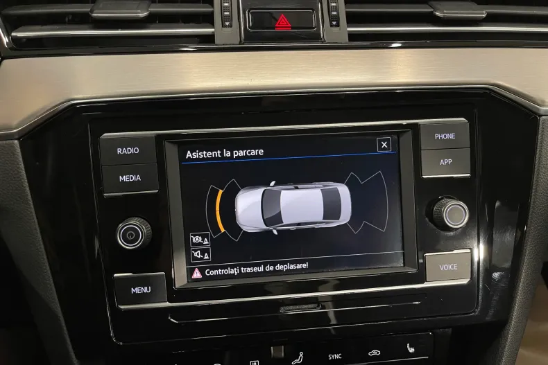 Volkswagen Passat din 2020 cu 89.837 km - oferta VOL150499 - foto 17