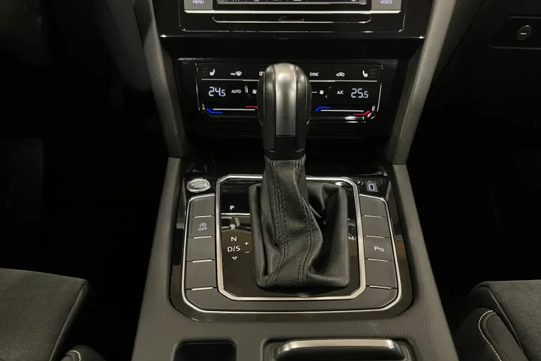 Volkswagen Passat din 2020 cu 89.837 km - oferta VOL150499 - foto 21