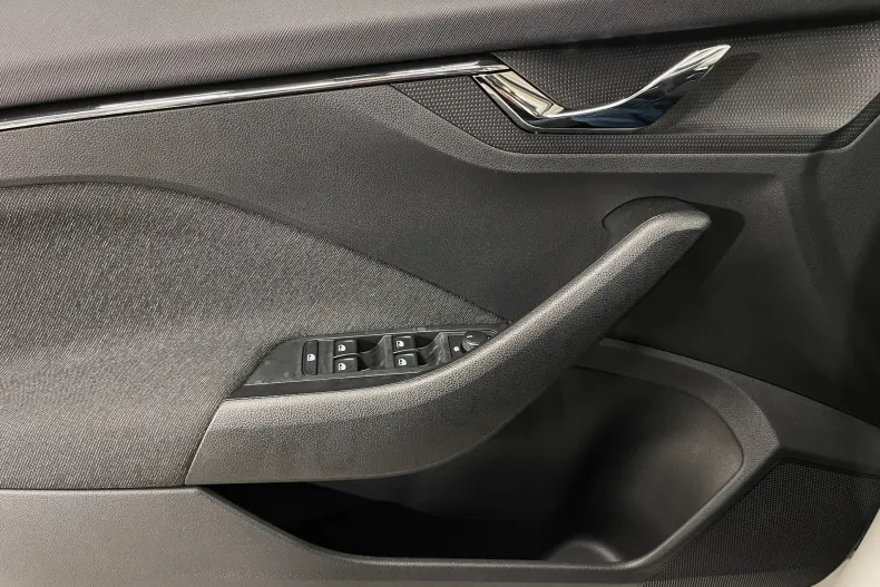 Skoda Scala din 2020 cu 98.917 km - oferta SKO150503 - foto 22