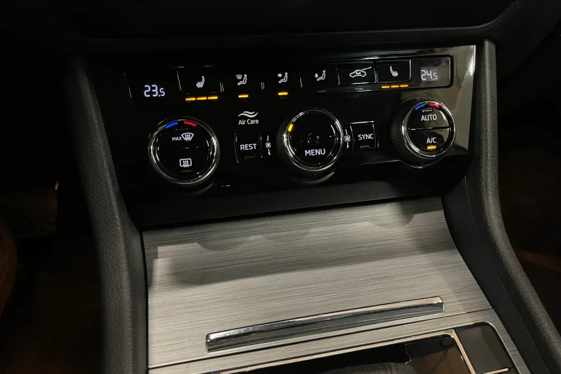 Skoda Superb din 2020 cu 137.426 km - oferta SKO150504 - foto 20