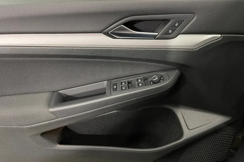 Volkswagen Golf din 2021 cu 111.515 km - oferta VOL150506 - foto 23