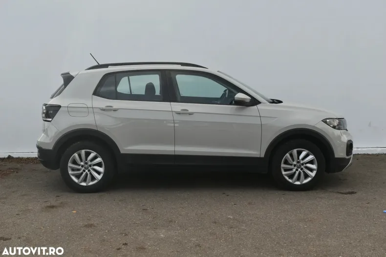 Volkswagen T-Cross din 2022 cu 100.025 km - oferta VOL150545 - foto 8