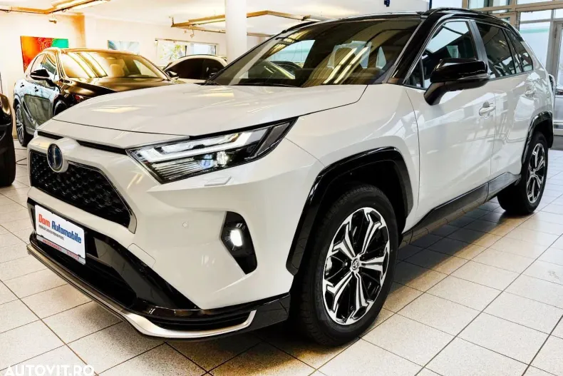 Toyota RAV4 din 2025 cu 10 km - oferta TOY150546 - foto 1