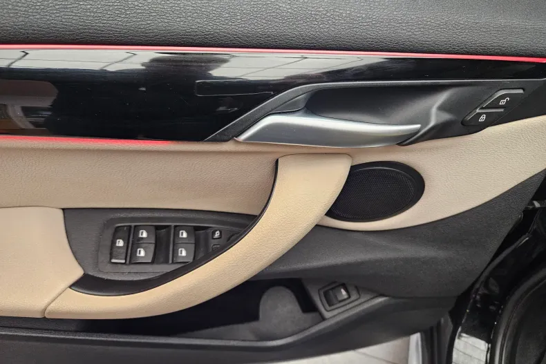 BMW X1 din 2021 cu 52.000 km - oferta BMW150553 - foto 19