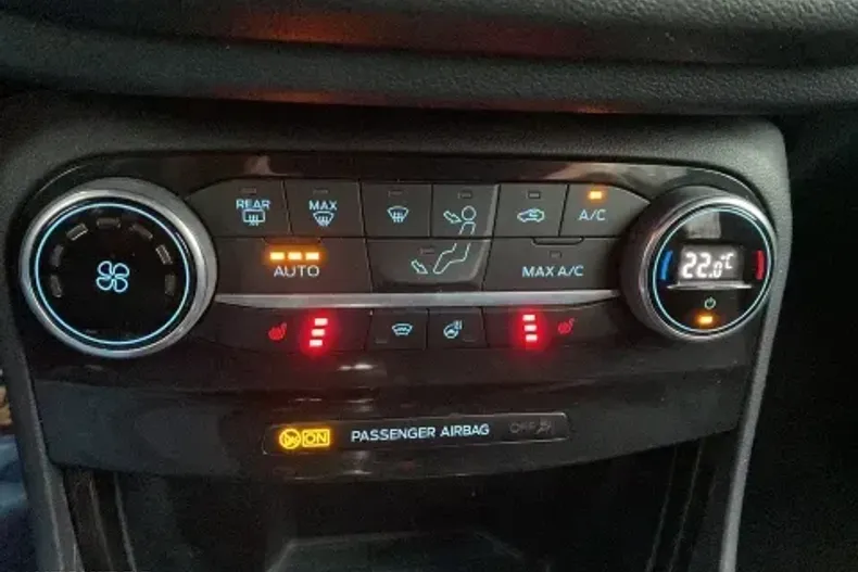 Ford Puma din 2019 cu 76.200 km - oferta FOR150558 - foto 17