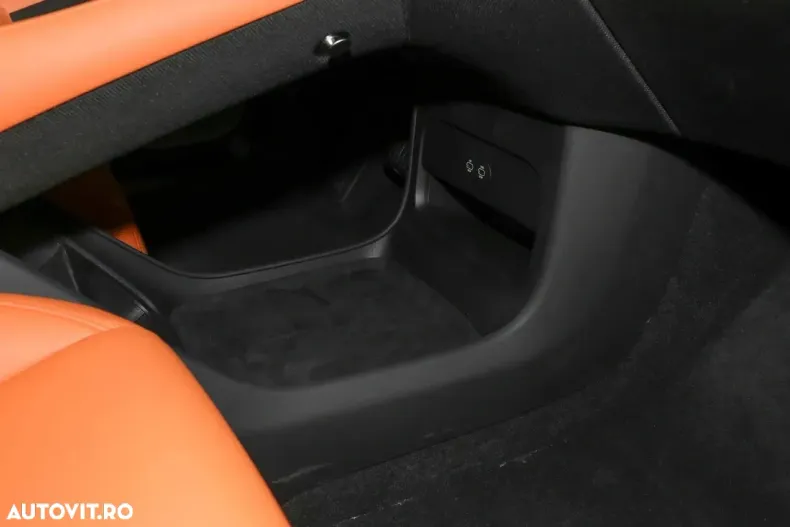 Xiaomi YU7 din 2025 cu 0 km - oferta XIA150583 - foto 14