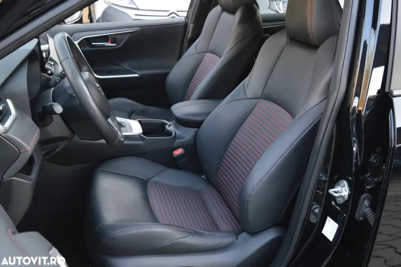 Toyota RAV4 din 2023 cu 102.600 km - oferta TOY150585 - foto 10