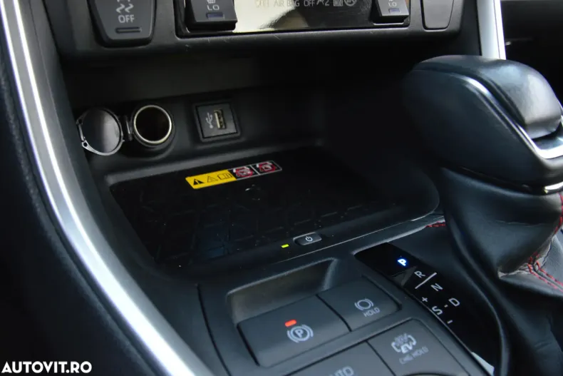 Toyota RAV4 din 2023 cu 102.600 km - oferta TOY150585 - foto 24