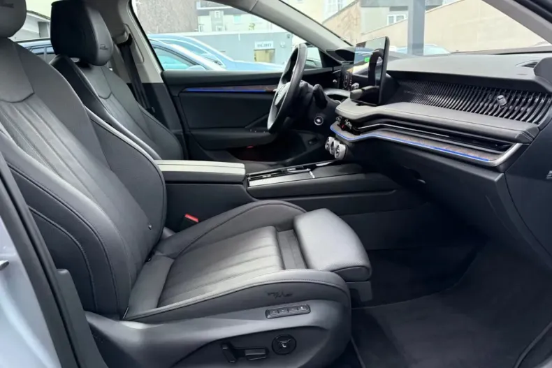 Skoda Superb din 2024 cu 30.250 km - oferta SKO150588 - foto 6