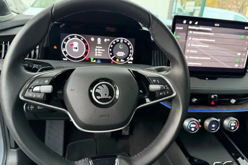 Skoda Superb din 2024 cu 30.250 km - oferta SKO150588 - foto 18