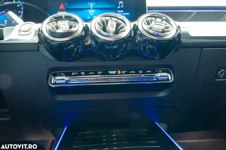 Mercedes-Benz GLB din 2020 cu 67.220 km - oferta MER150592 - foto 20