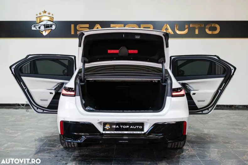 BMW Seria 7 din 2025 cu 22 km - oferta BMW150601 - foto 3