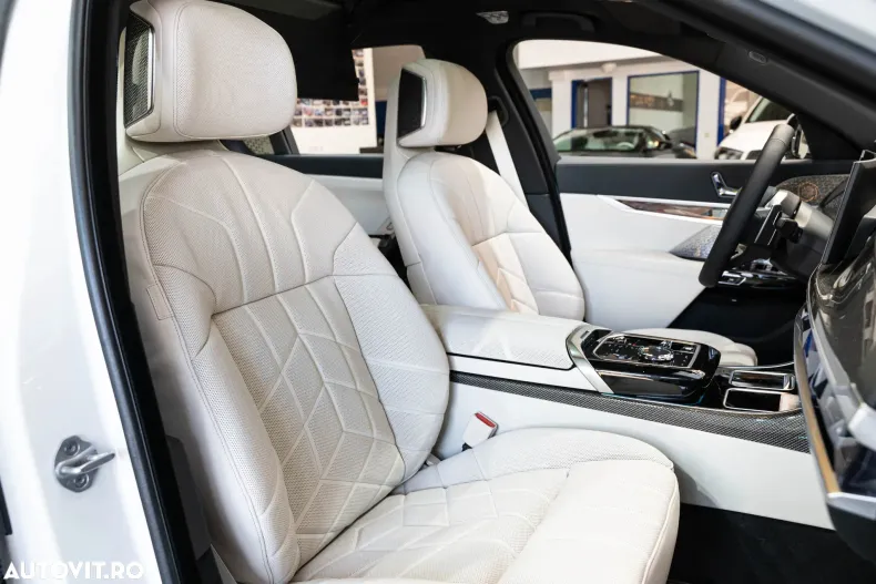 BMW Seria 7 din 2025 cu 22 km - oferta BMW150601 - foto 8