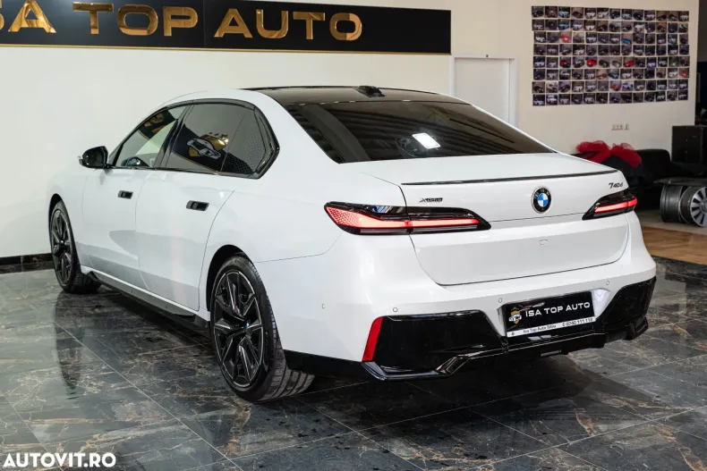 BMW Seria 7 din 2025 cu 22 km - oferta BMW150601 - foto 37
