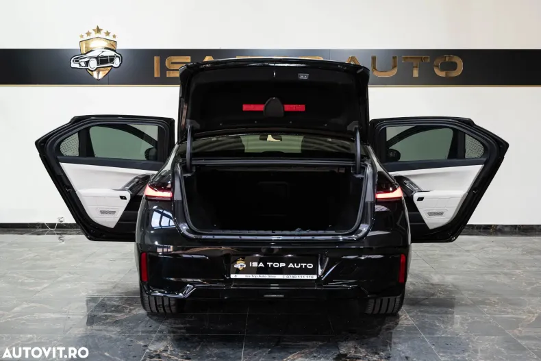 BMW Seria 7 din 2025 cu 22 km - oferta BMW150602 - foto 3