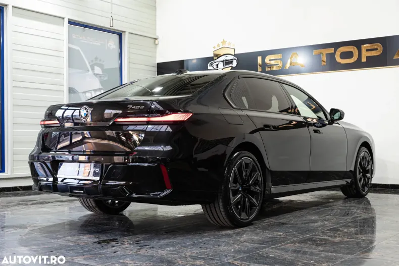 BMW Seria 7 din 2025 cu 22 km - oferta BMW150602 - foto 4