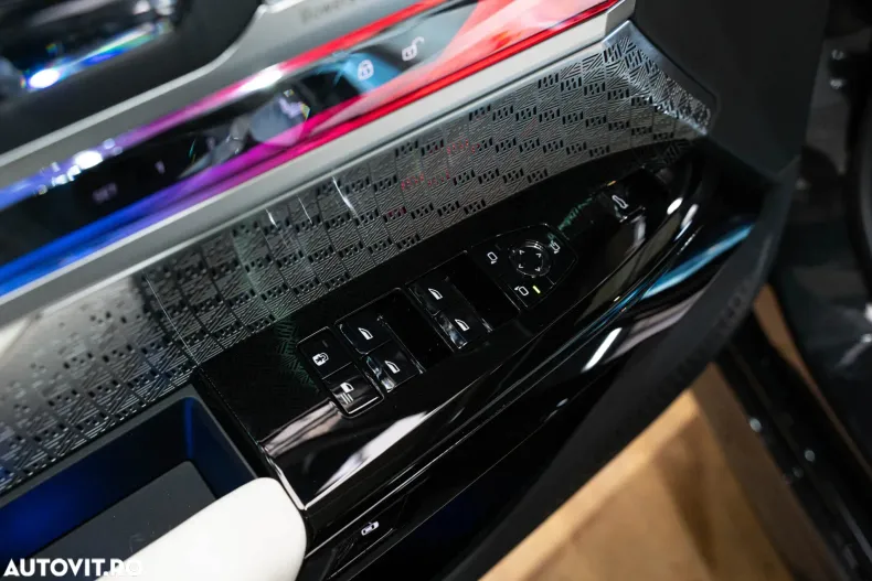 BMW Seria 7 din 2025 cu 22 km - oferta BMW150602 - foto 24