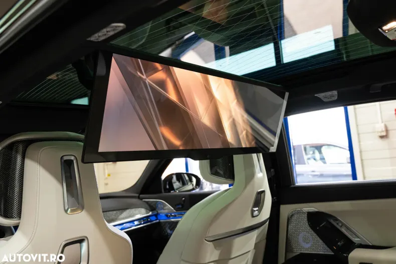 BMW Seria 7 din 2025 cu 22 km - oferta BMW150602 - foto 26