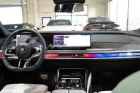 BMW Seria 7 din 2025 cu 22 km - oferta BMW150602 - foto 35