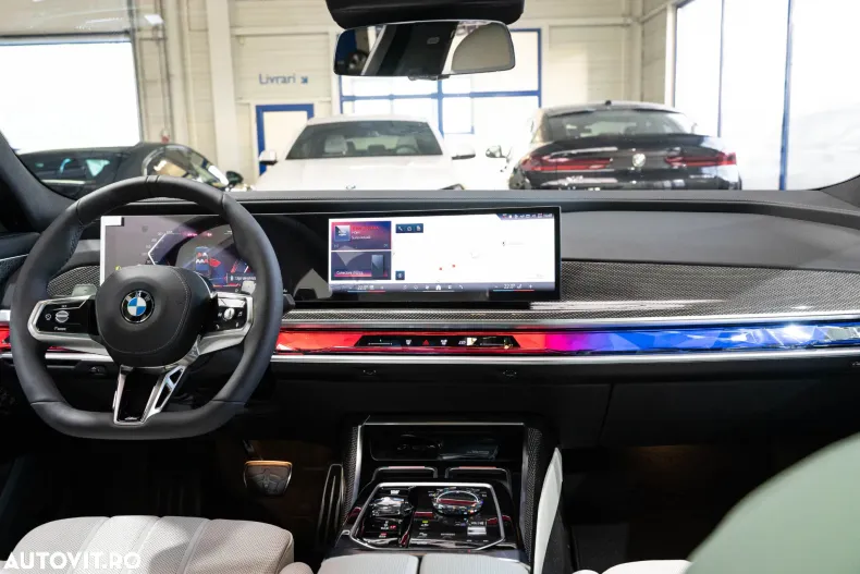 BMW Seria 7 din 2025 cu 22 km - oferta BMW150602 - foto 35
