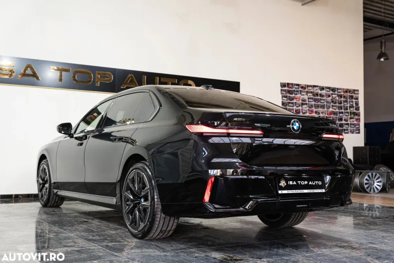 BMW Seria 7 din 2025 cu 22 km - oferta BMW150602 - foto 36
