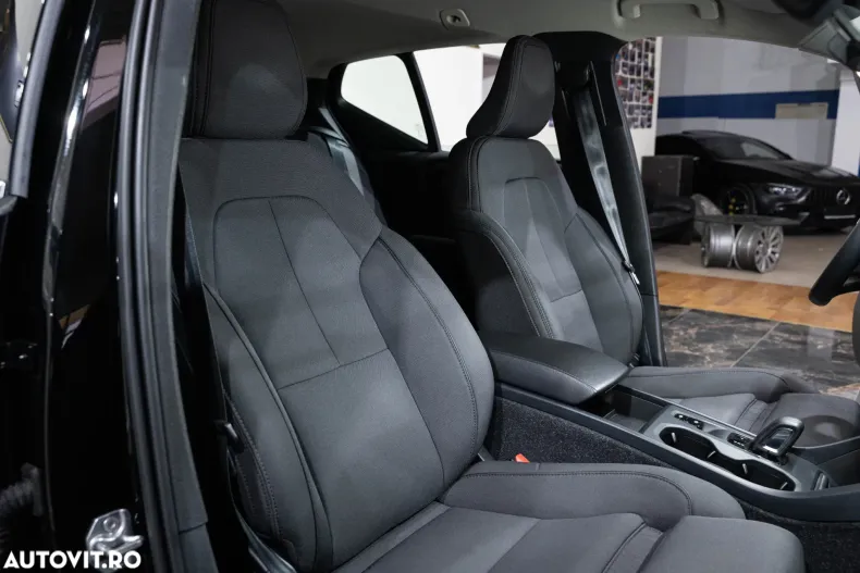 Volvo XC40 din 2021 cu 71.426 km - oferta VOL150606 - foto 8