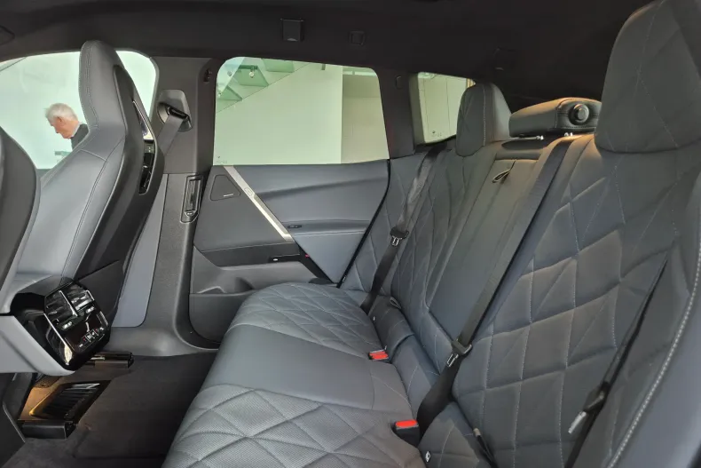 BMW iX din 2023 cu 25.000 km - oferta BMW150613 - foto 9