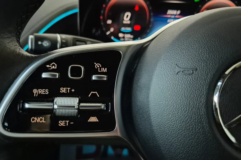 Mercedes-Benz EQC din 2021 cu 63.500 km - oferta MER150614 - foto 16